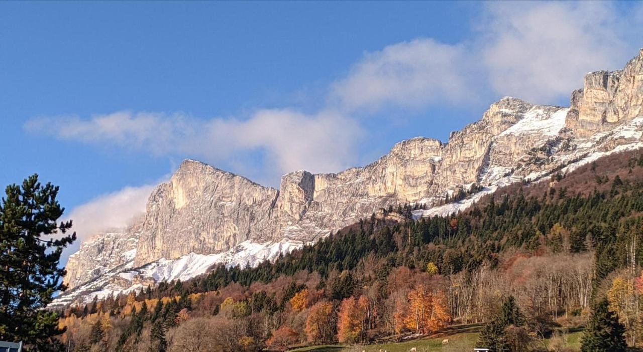 Maison Familiale En Montagne Avec Vue Merveilleuse Sur Le Massif De Belledonne Saint-Bernard  Eksteriør bilde